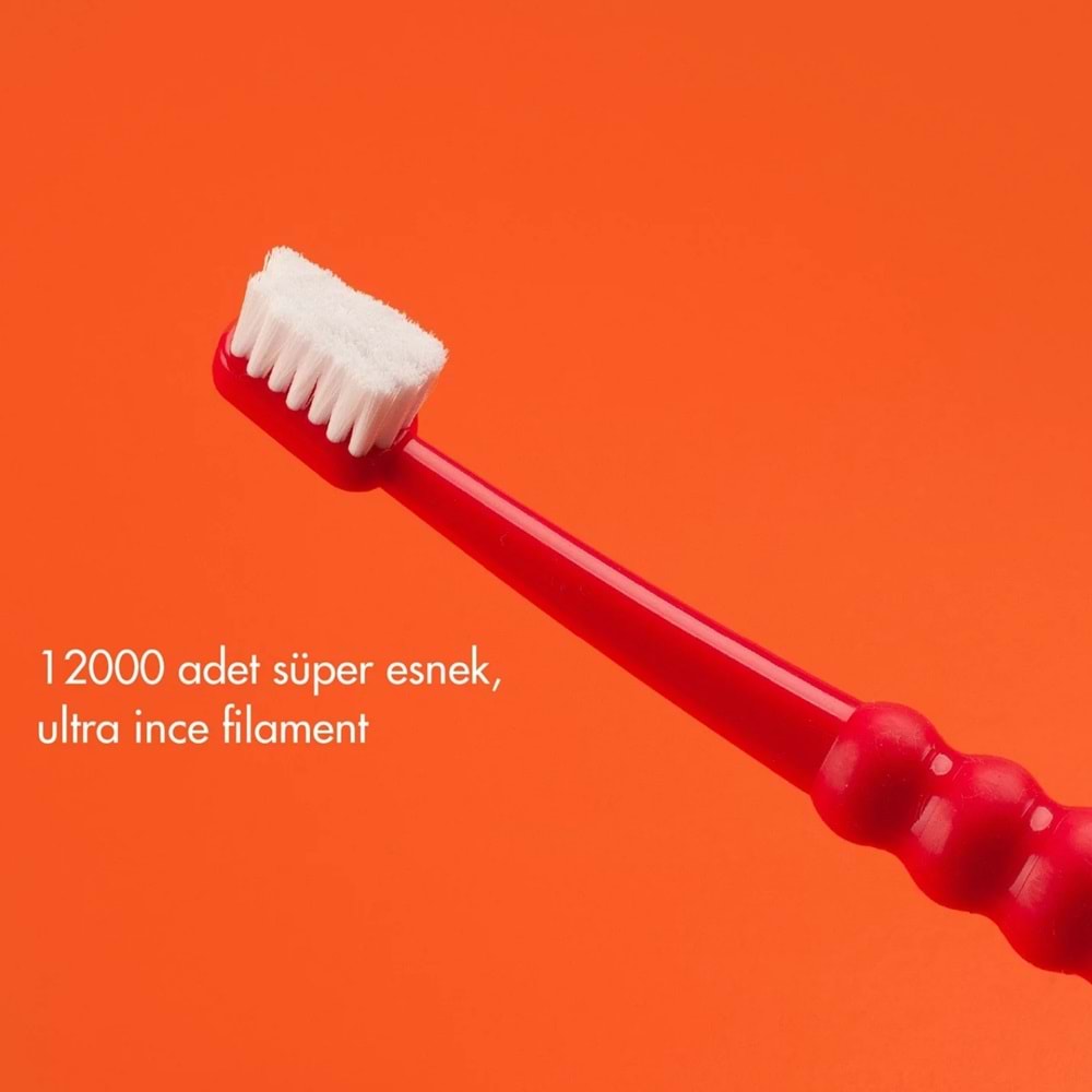Curaprox Mega Soft Surgical 0,1 Mm Diş Fırçası