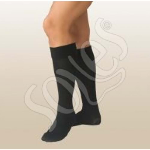 Orta Basınç Varis Çorabı Diz Altı Ucu Kapalı No: 7 (22-30 mmHg)